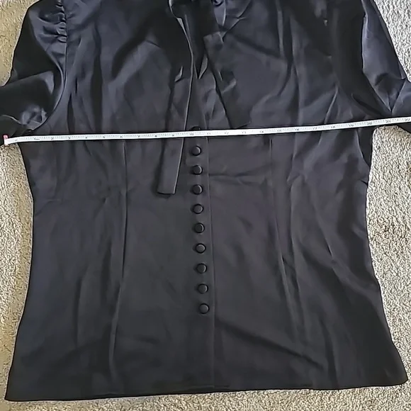 Italy Puff Sleeve Tie Neck Button Blouse - Picture 5 of 8